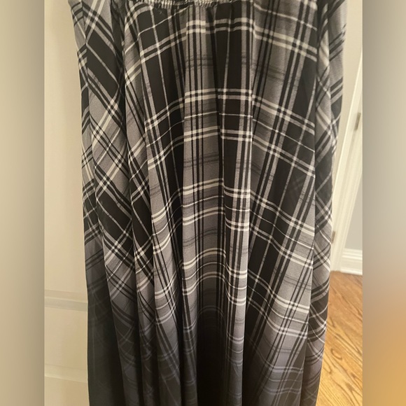 Fame Chiffon Maxi Skirt Plaid Ombré - Picture 3 of 4